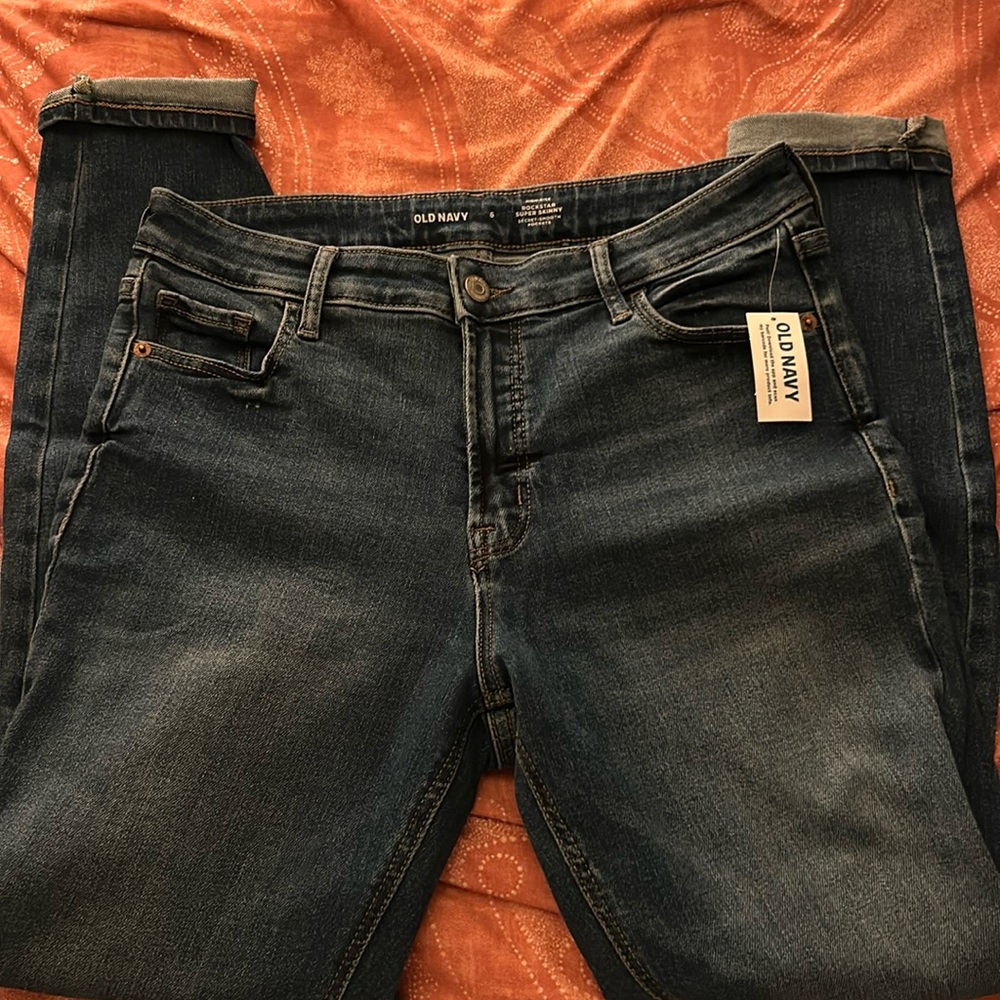 New with tags Old Navy skinny jeans